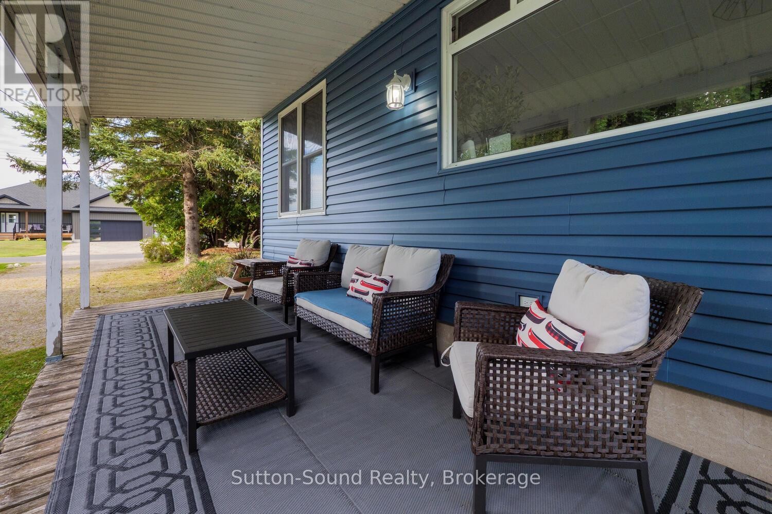 












871 PIKE BAY ROAD

,
Northern Bruce Peninsula,




Ontario
N0H2T0

