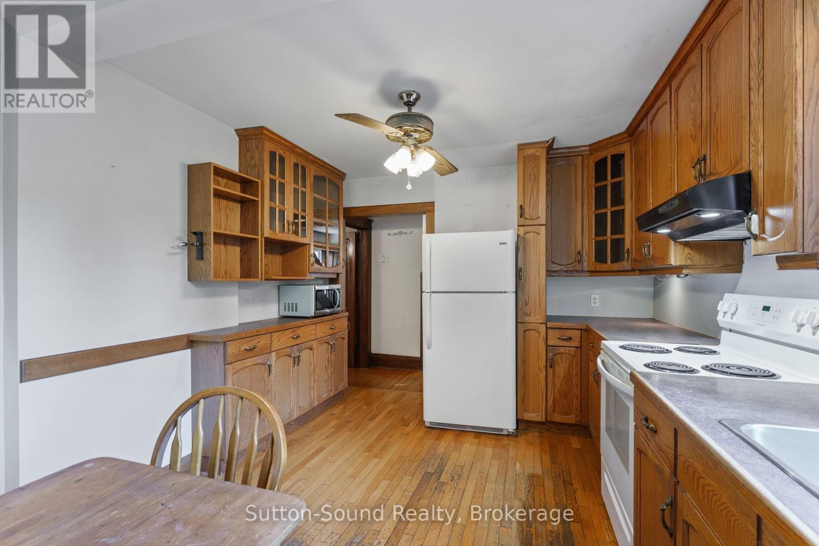 












235 7TH STREET W

,
Owen Sound,




Ontario
N4K3L3

