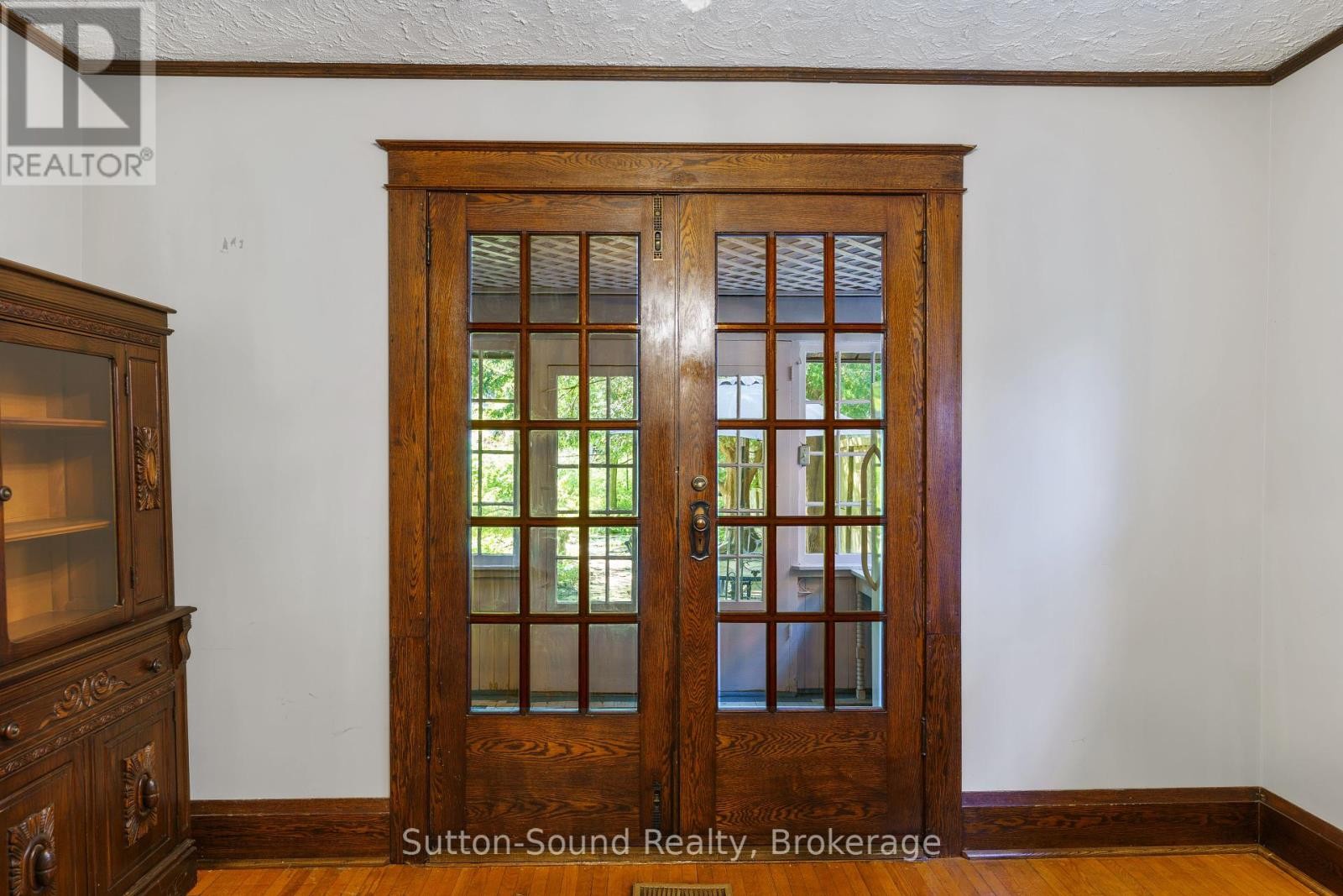 












235 7TH STREET W

,
Owen Sound,




Ontario
N4K3L3

