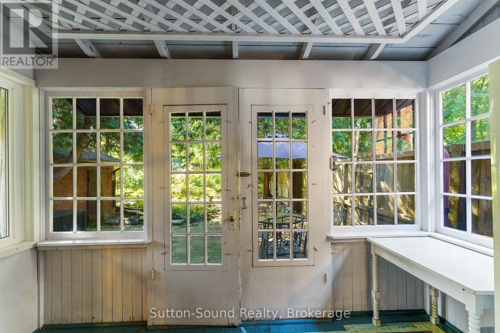 












235 7TH STREET W

,
Owen Sound,




Ontario
N4K3L3


