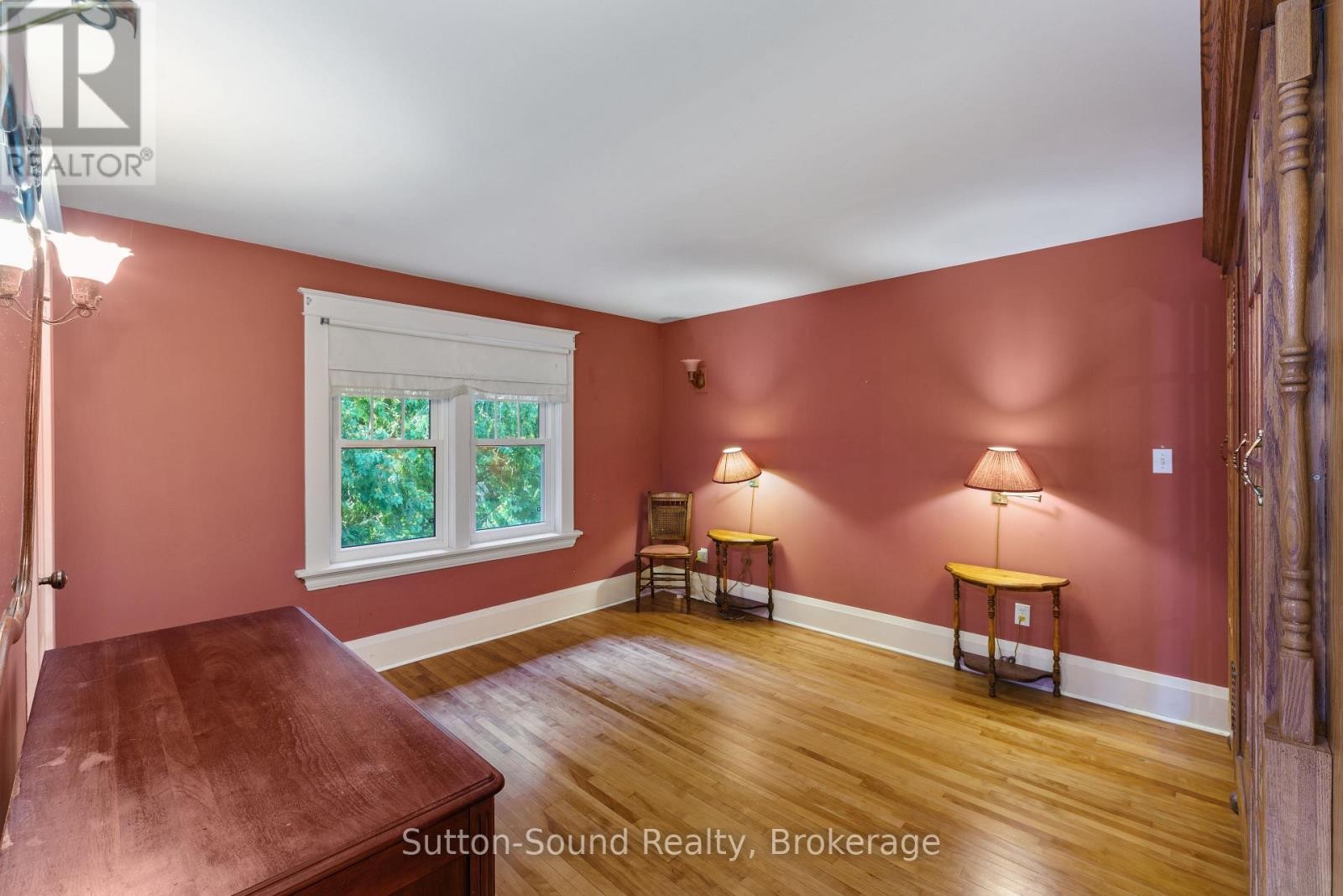 












235 7TH STREET W

,
Owen Sound,




Ontario
N4K3L3

