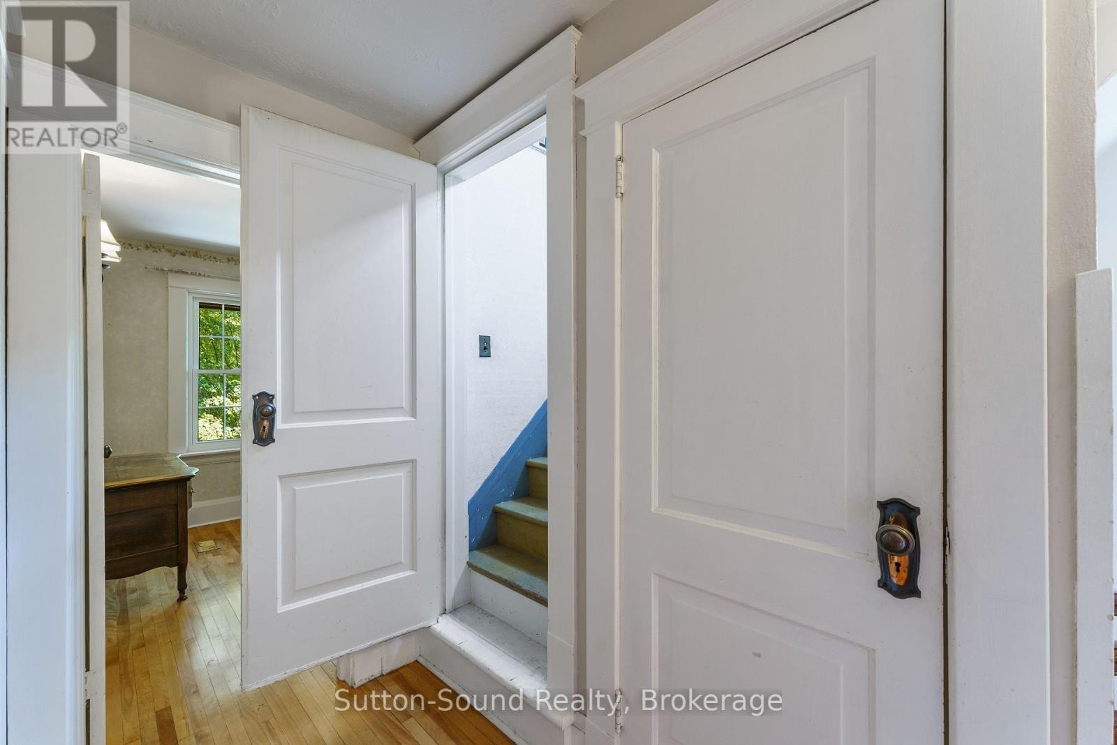 












235 7TH STREET W

,
Owen Sound,




Ontario
N4K3L3

