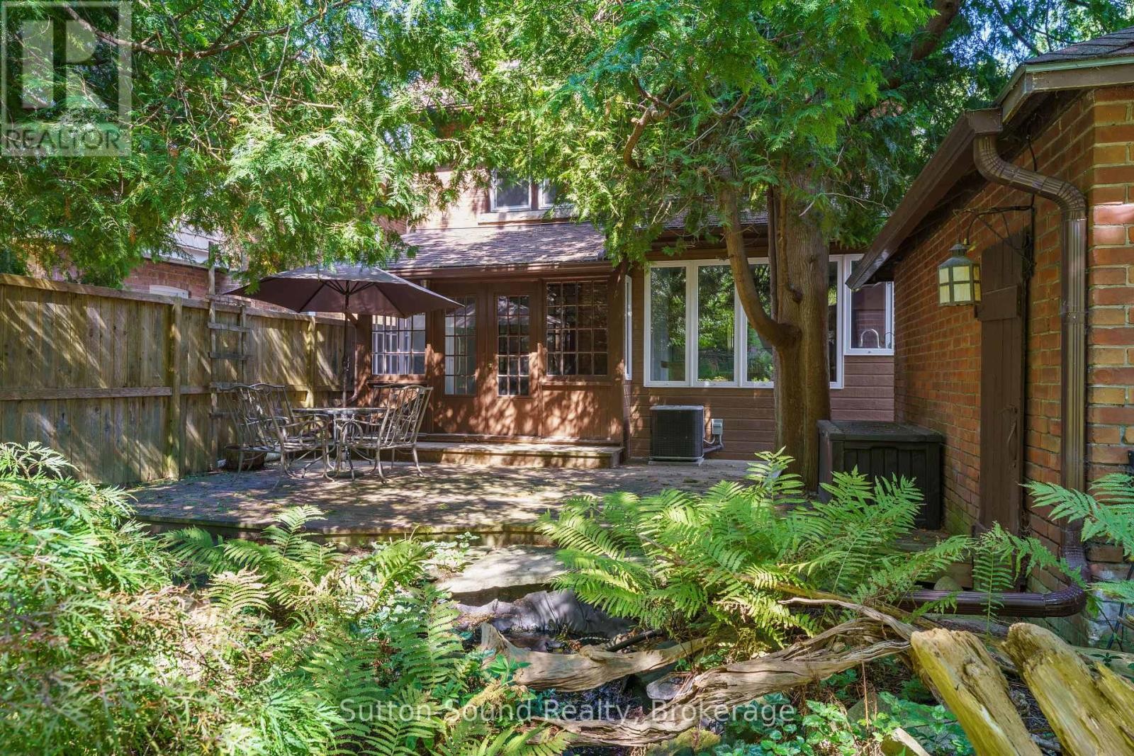 












235 7TH STREET W

,
Owen Sound,




Ontario
N4K3L3

