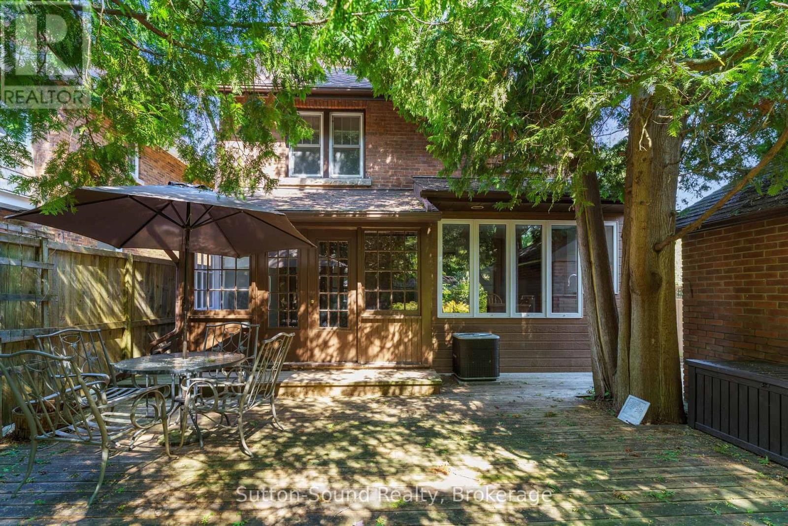












235 7TH STREET W

,
Owen Sound,




Ontario
N4K3L3

