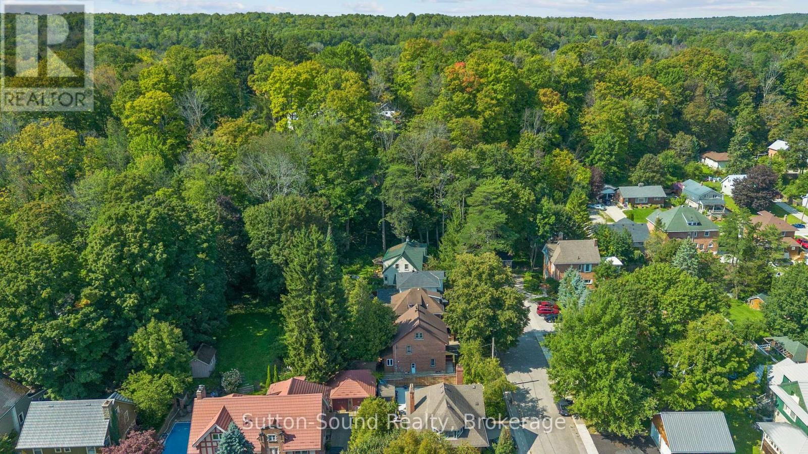 












235 7TH STREET W

,
Owen Sound,




Ontario
N4K3L3

