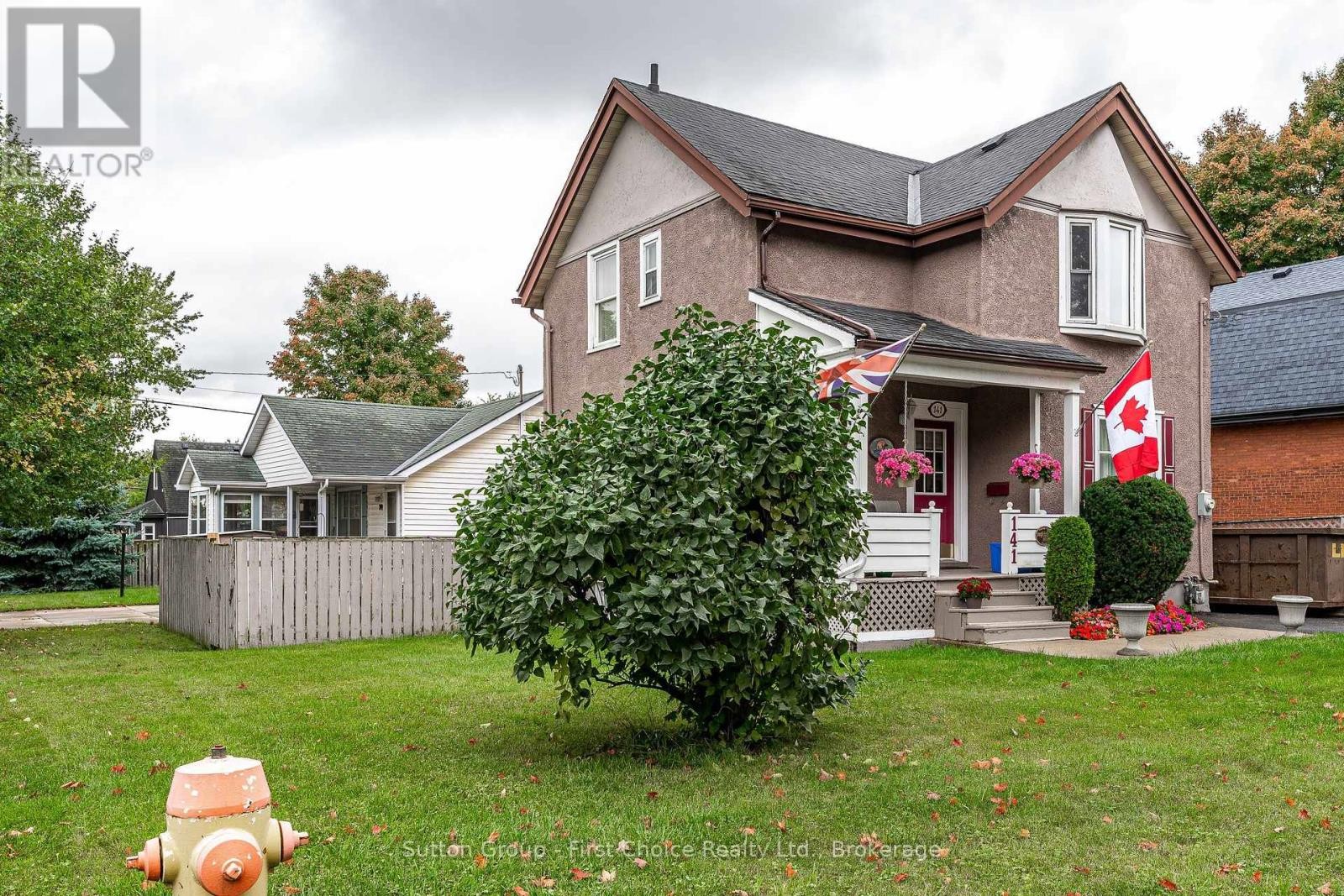 












141 PERTH STREET

,
Stratford,




Ontario
N5A3Y1

