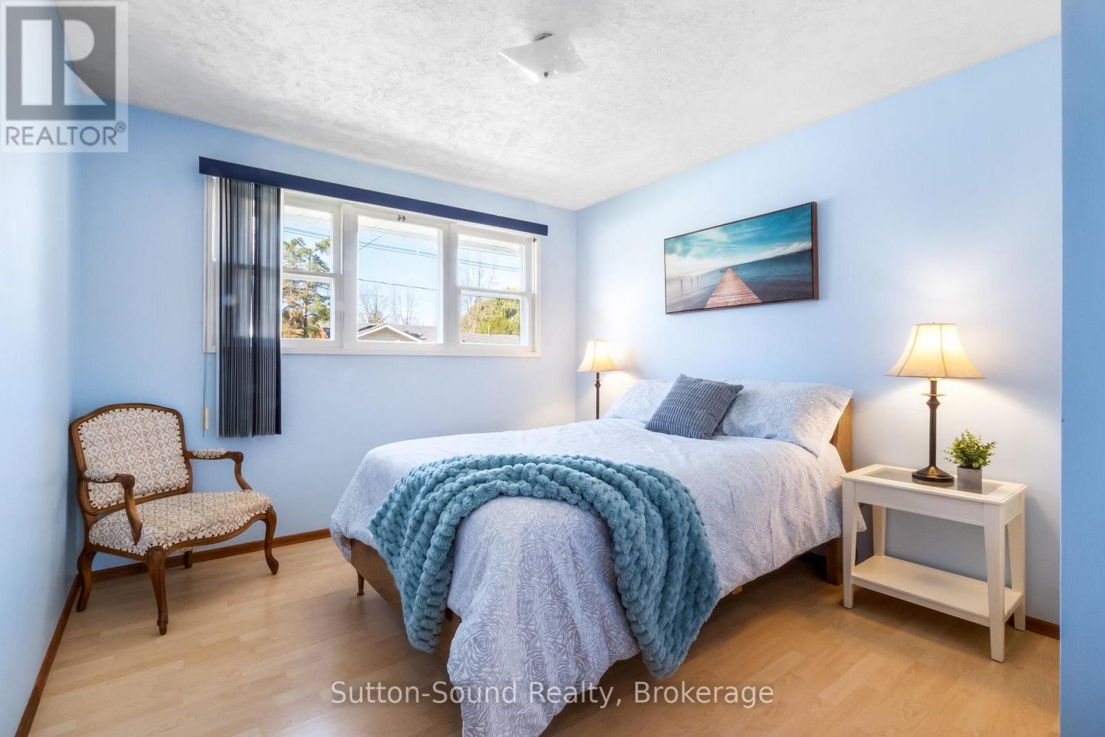 












507 MCNAUGHTON STREET

,
South Bruce Peninsula,




Ontario
N0H2T0

