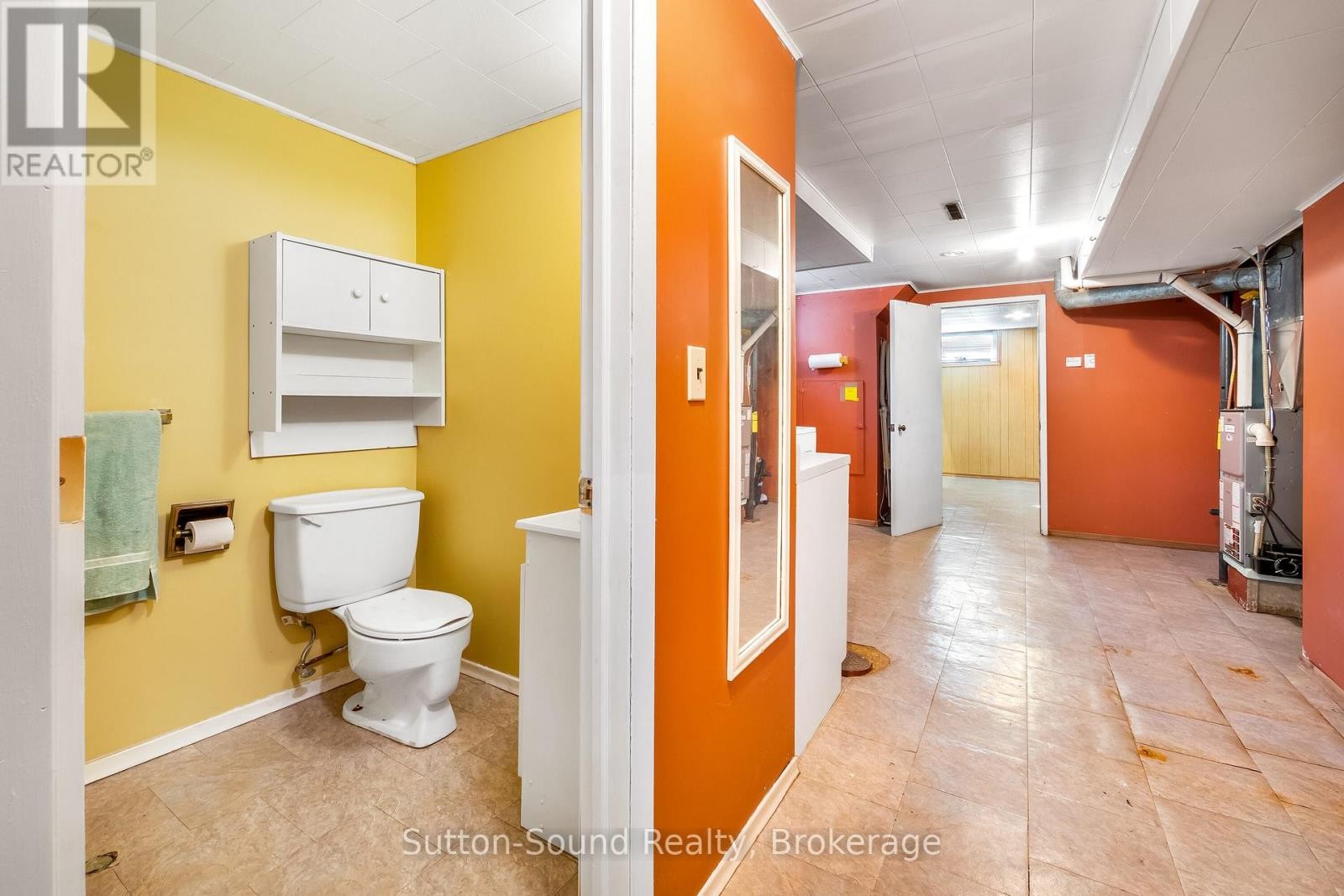 












507 MCNAUGHTON STREET

,
South Bruce Peninsula,




Ontario
N0H2T0


