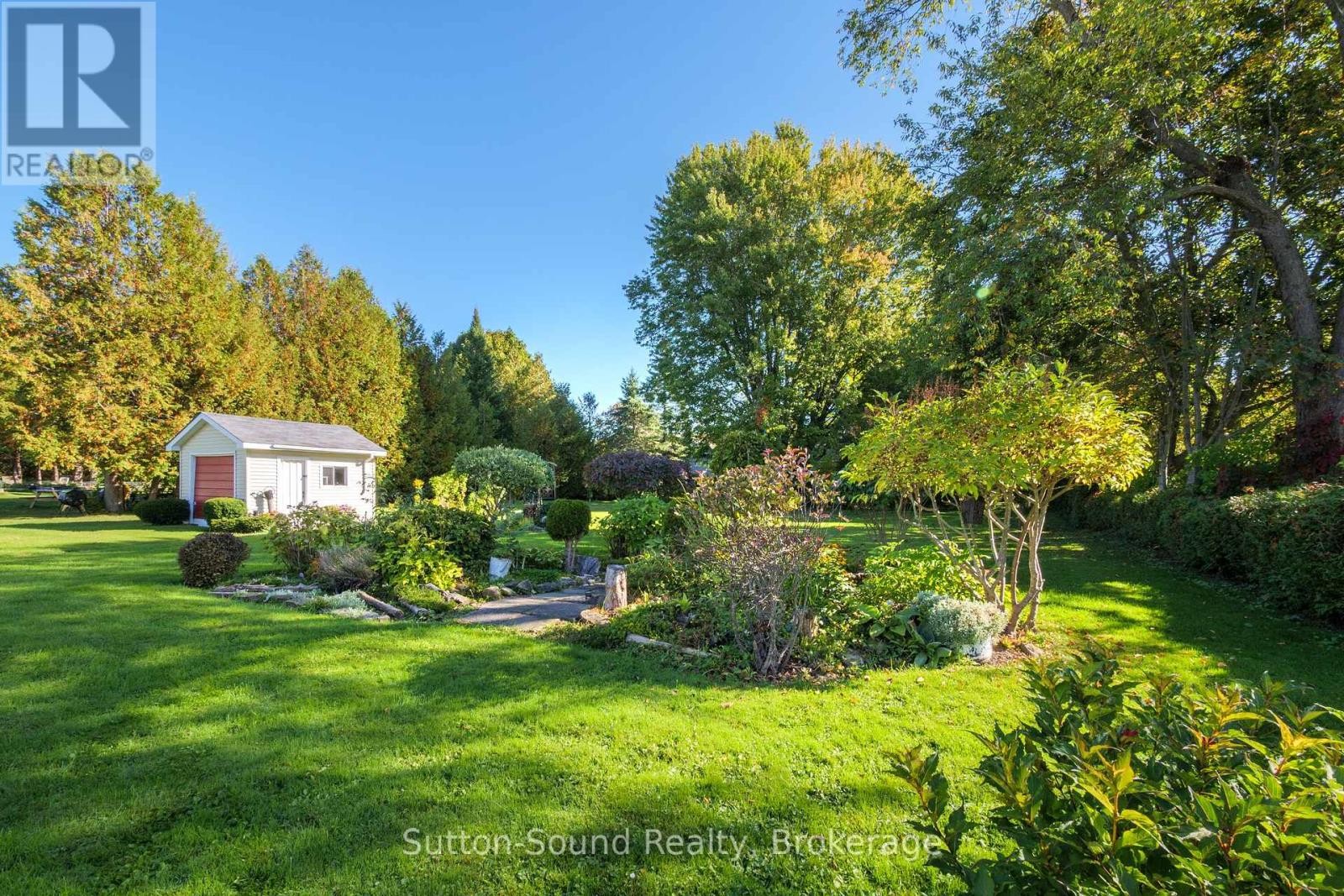 












507 MCNAUGHTON STREET

,
South Bruce Peninsula,




Ontario
N0H2T0

