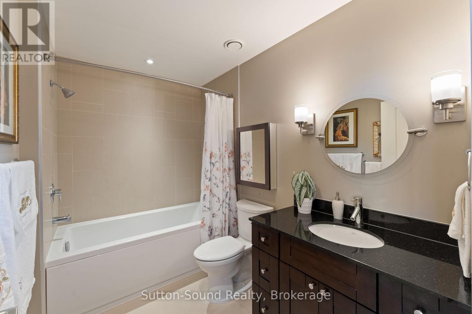 












410 - 945 3RD AVENUE EAST AVENUE

,
Owen Sound,




Ontario
N4K2K8

