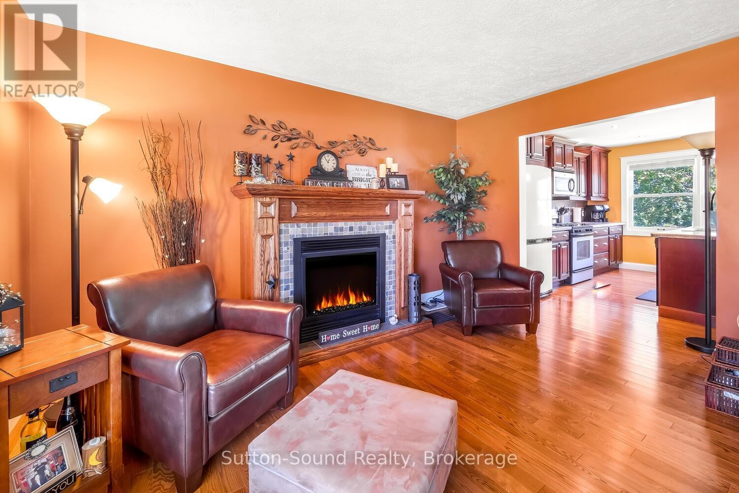 












319 GOULD STREET

,
South Bruce Peninsula,




Ontario
N0H2T0

