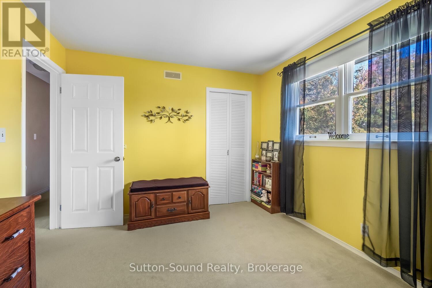 












319 GOULD STREET

,
South Bruce Peninsula,




Ontario
N0H2T0

