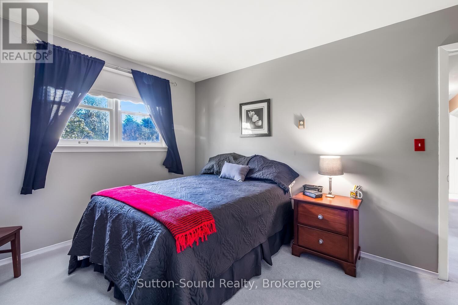 












319 GOULD STREET

,
South Bruce Peninsula,




Ontario
N0H2T0

