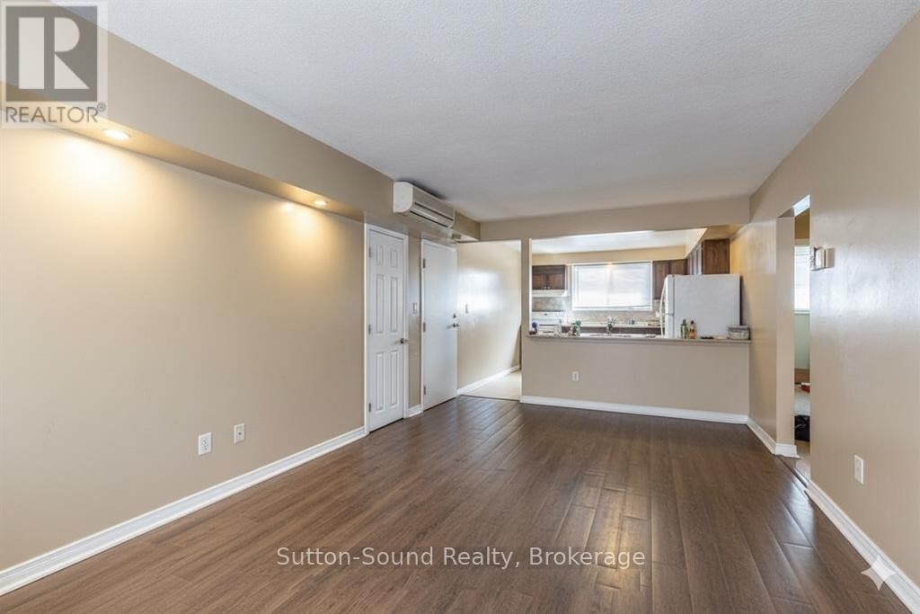 












4 - 619 GREY STREET

,
Brantford,




Ontario
N3S4Y2

