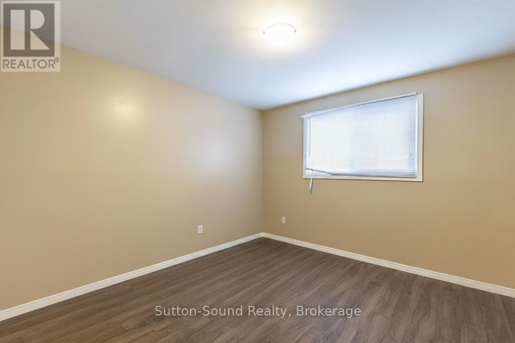 












4 - 619 GREY STREET

,
Brantford,




Ontario
N3S4Y2

