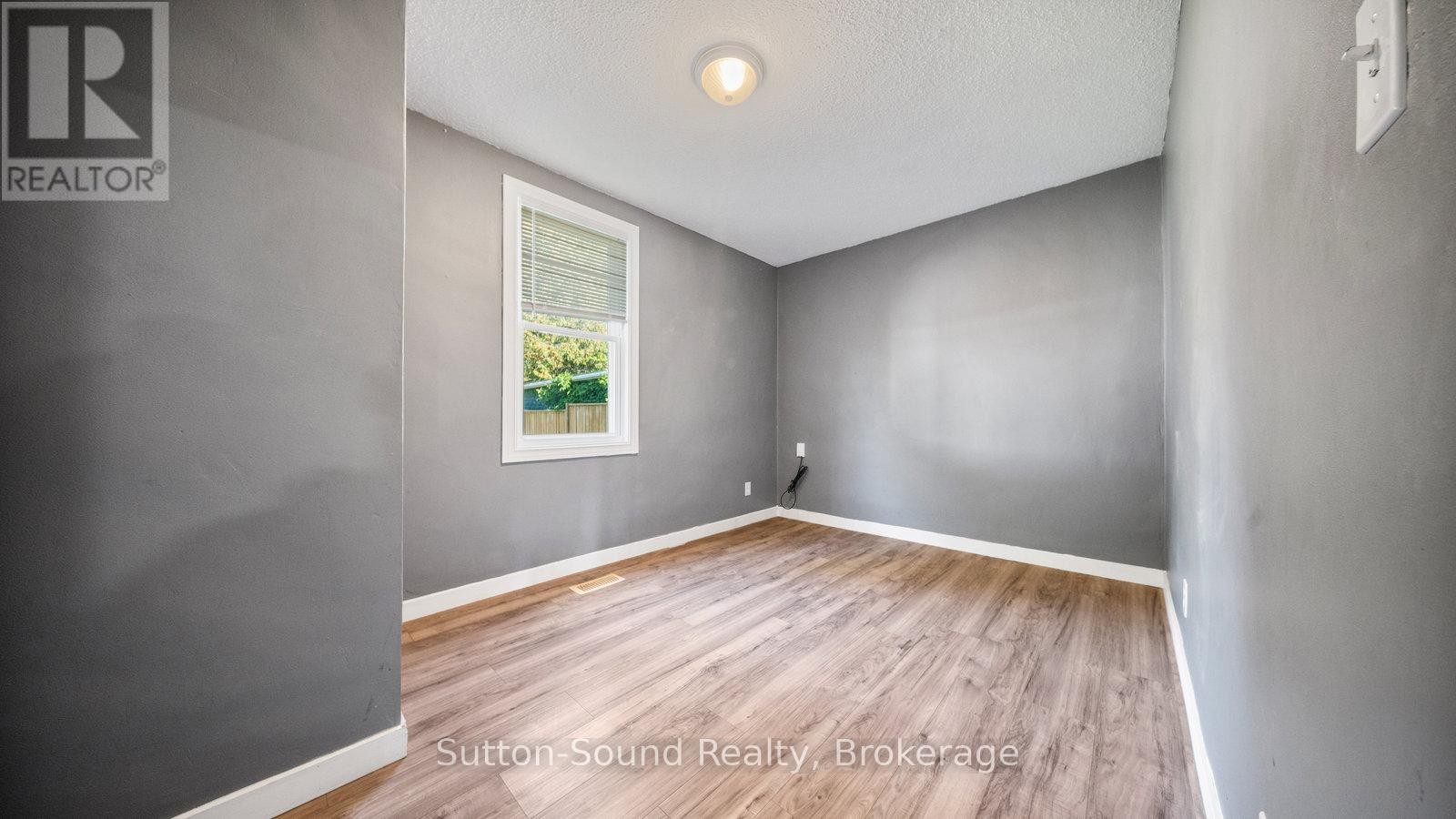 












370 GREY STREET

,
Brantford,




Ontario
N3S4X4

