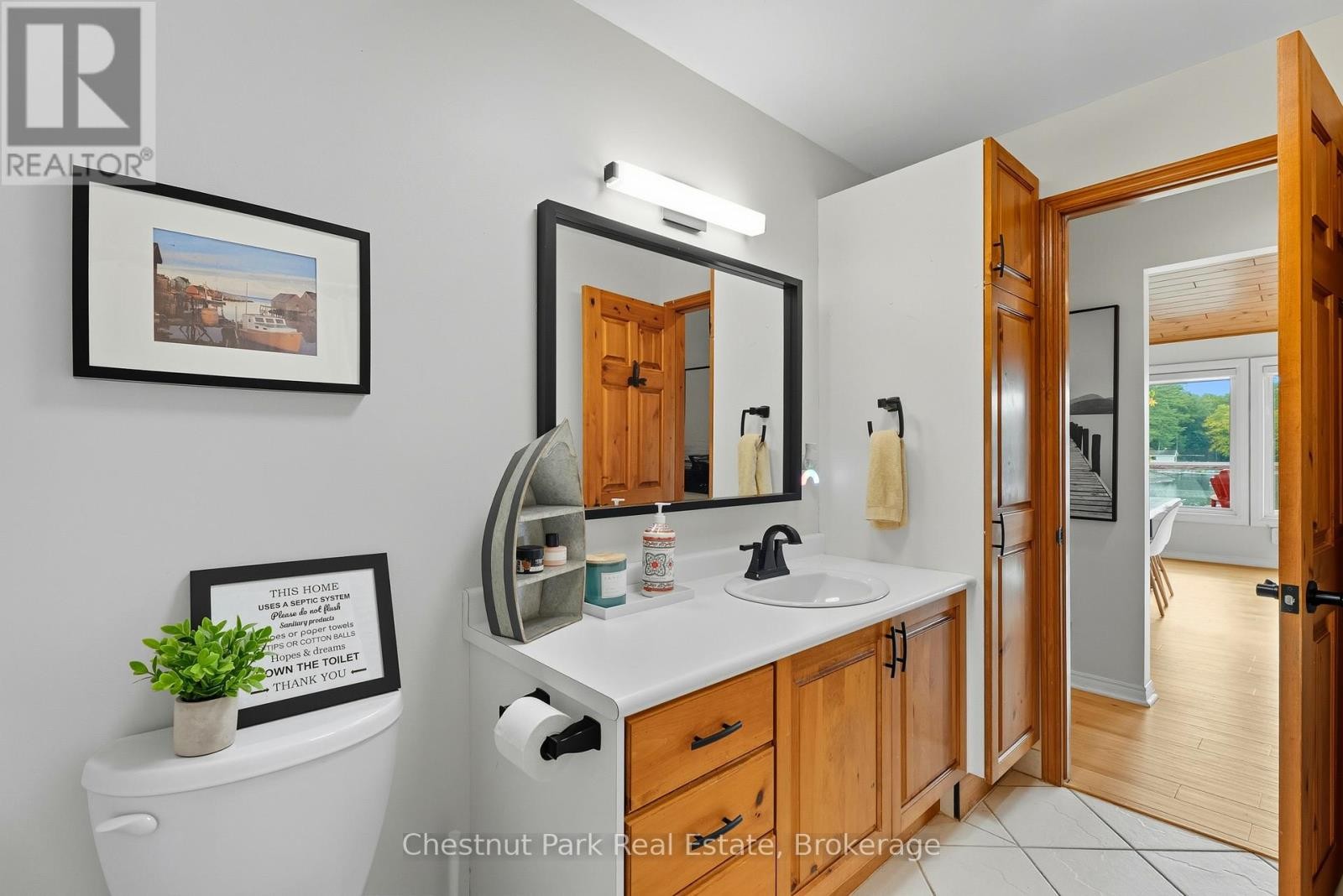 












2856 MUSKOKA RD 118W ROAD

,
Muskoka Lakes (Monck (Muskoka Lakes)),




Ontario
P0B1J0

