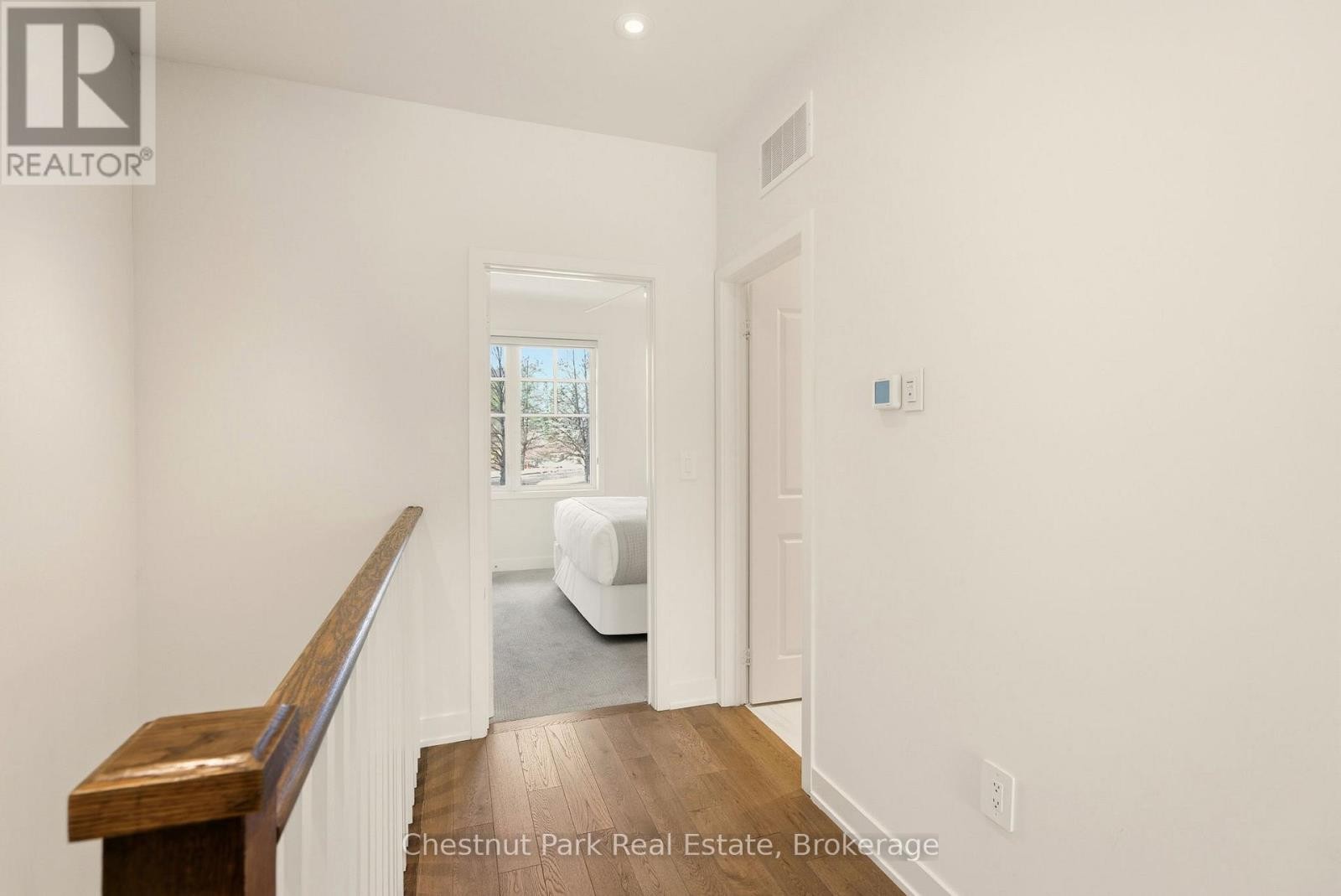 












BHVB201 - 1869 MUSKOKA RD 118 WEST ROAD

,
Muskoka Lakes (Monck (Muskoka Lakes)),




Ontario
P1L1W8

