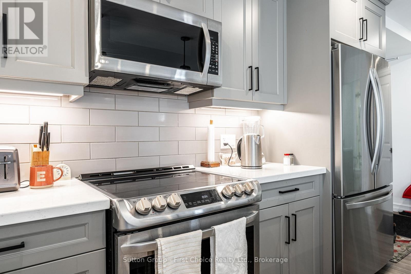 












201 - 100 GORDON STREET

,
Stratford,




Ontario
N5A7T8

