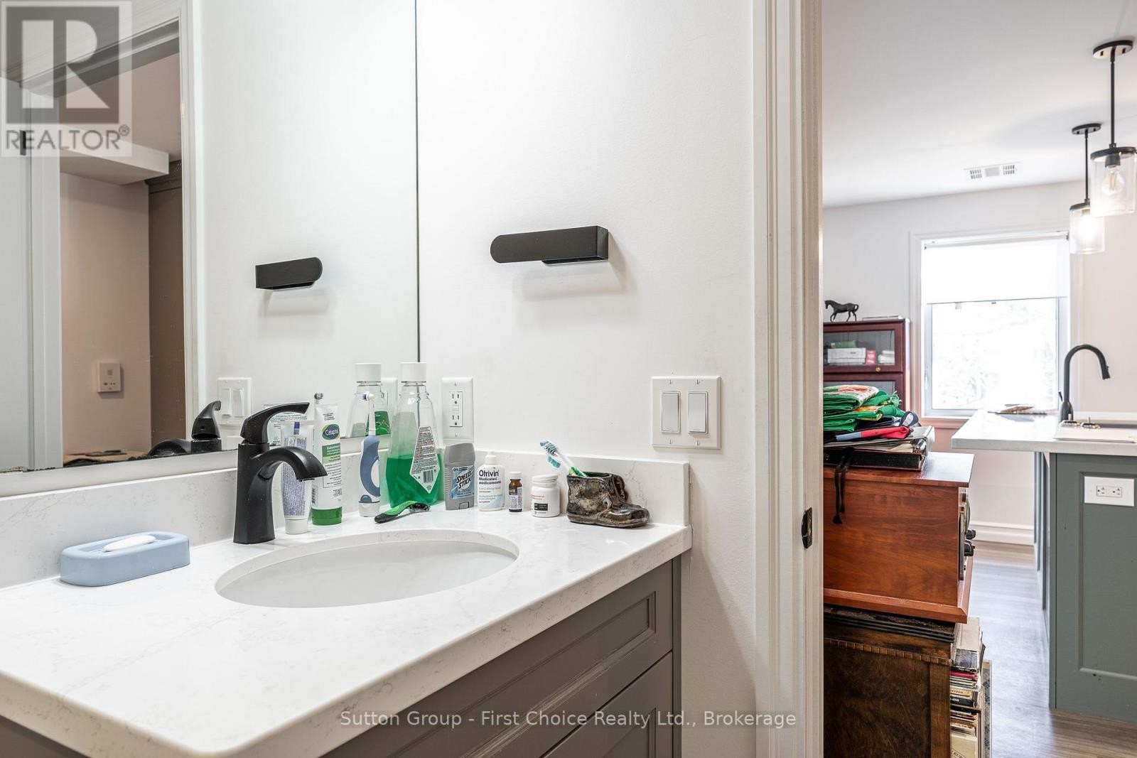 












201 - 100 GORDON STREET

,
Stratford,




Ontario
N5A7T8

