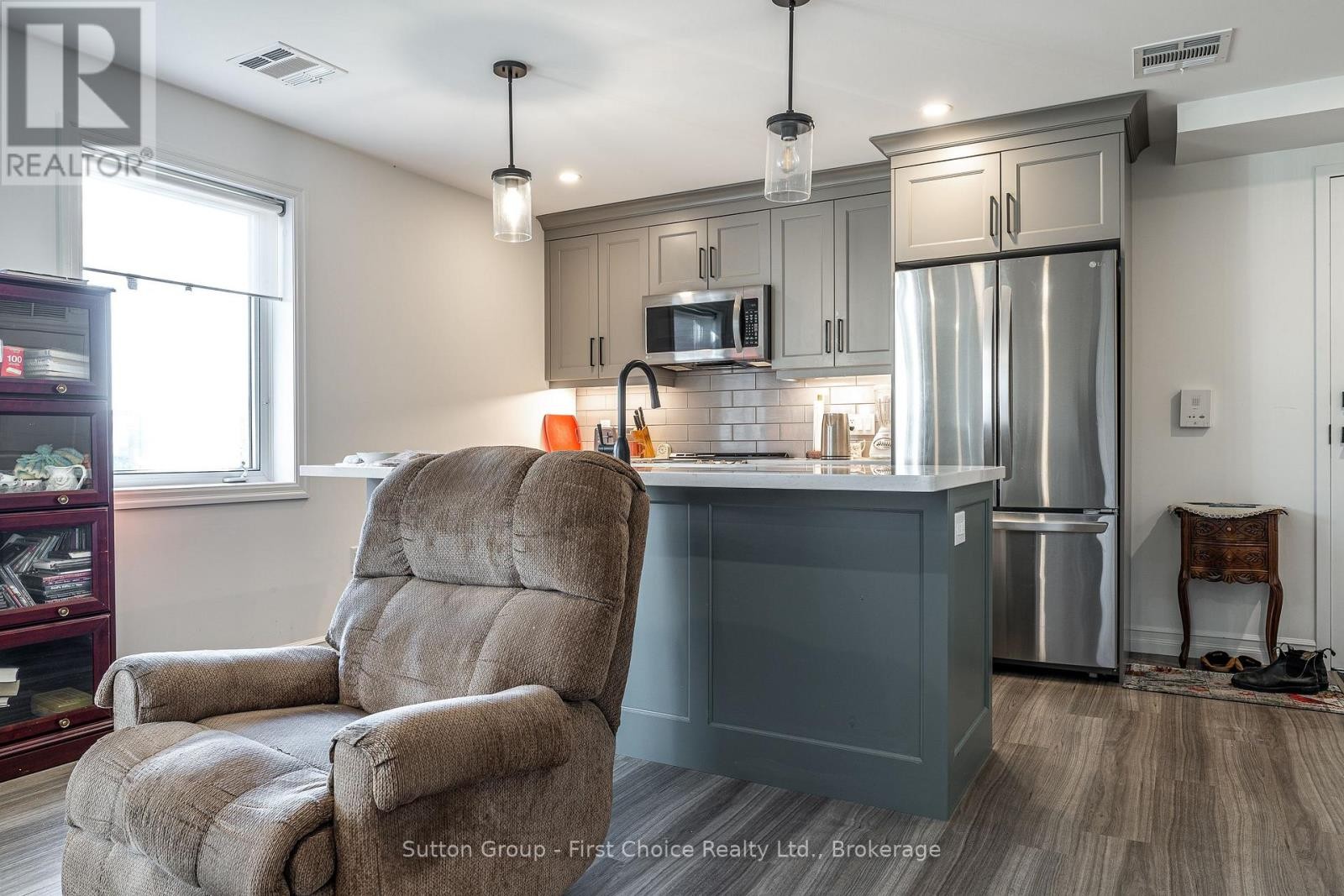 












201 - 100 GORDON STREET

,
Stratford,




Ontario
N5A7T8

