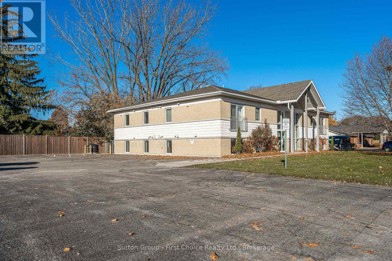 












201 - 100 GORDON STREET

,
Stratford,




Ontario
N5A7T8

