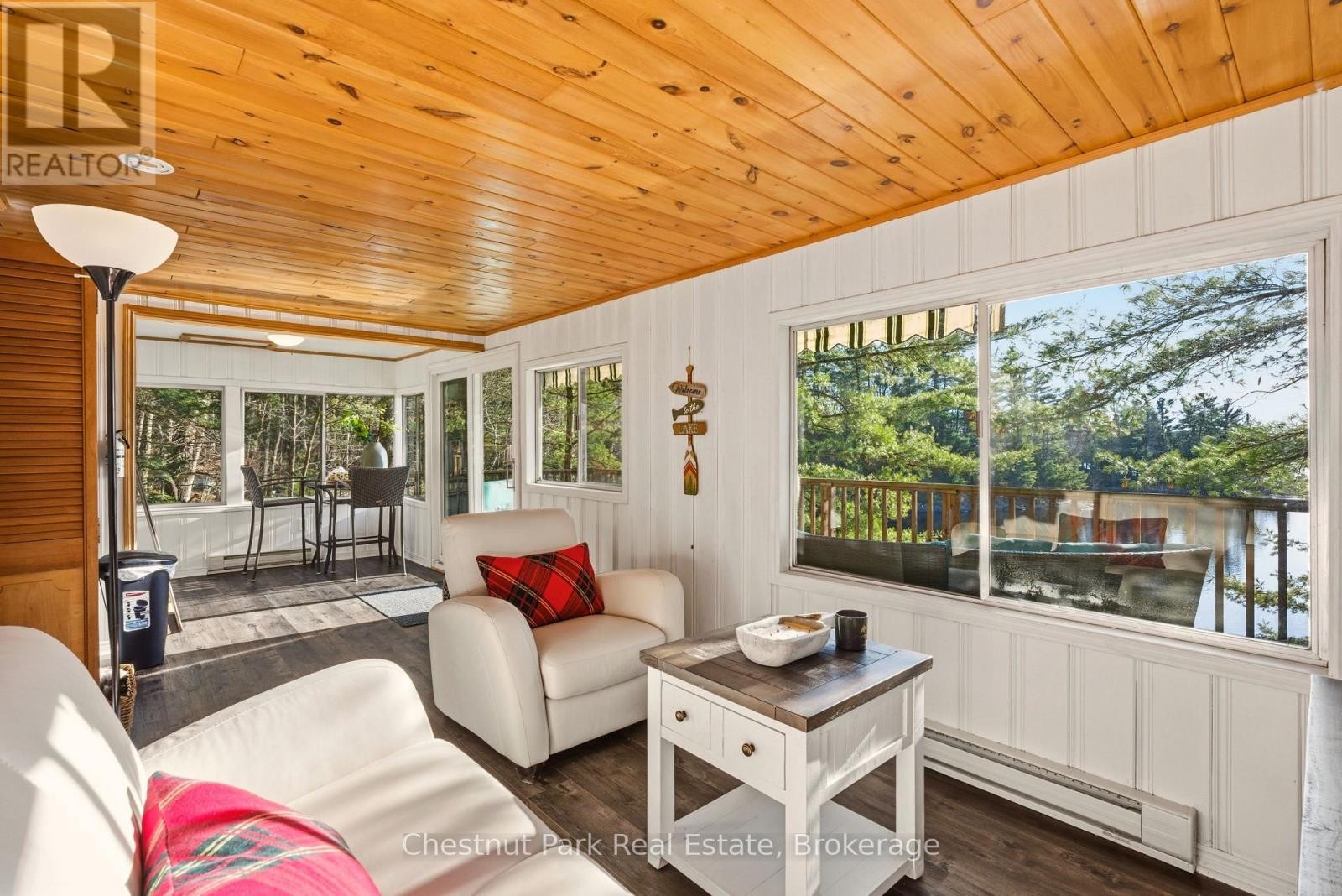 












2487 FALKENBURG ROAD

,
Muskoka Lakes (Watt),




Ontario
P0B1J0

