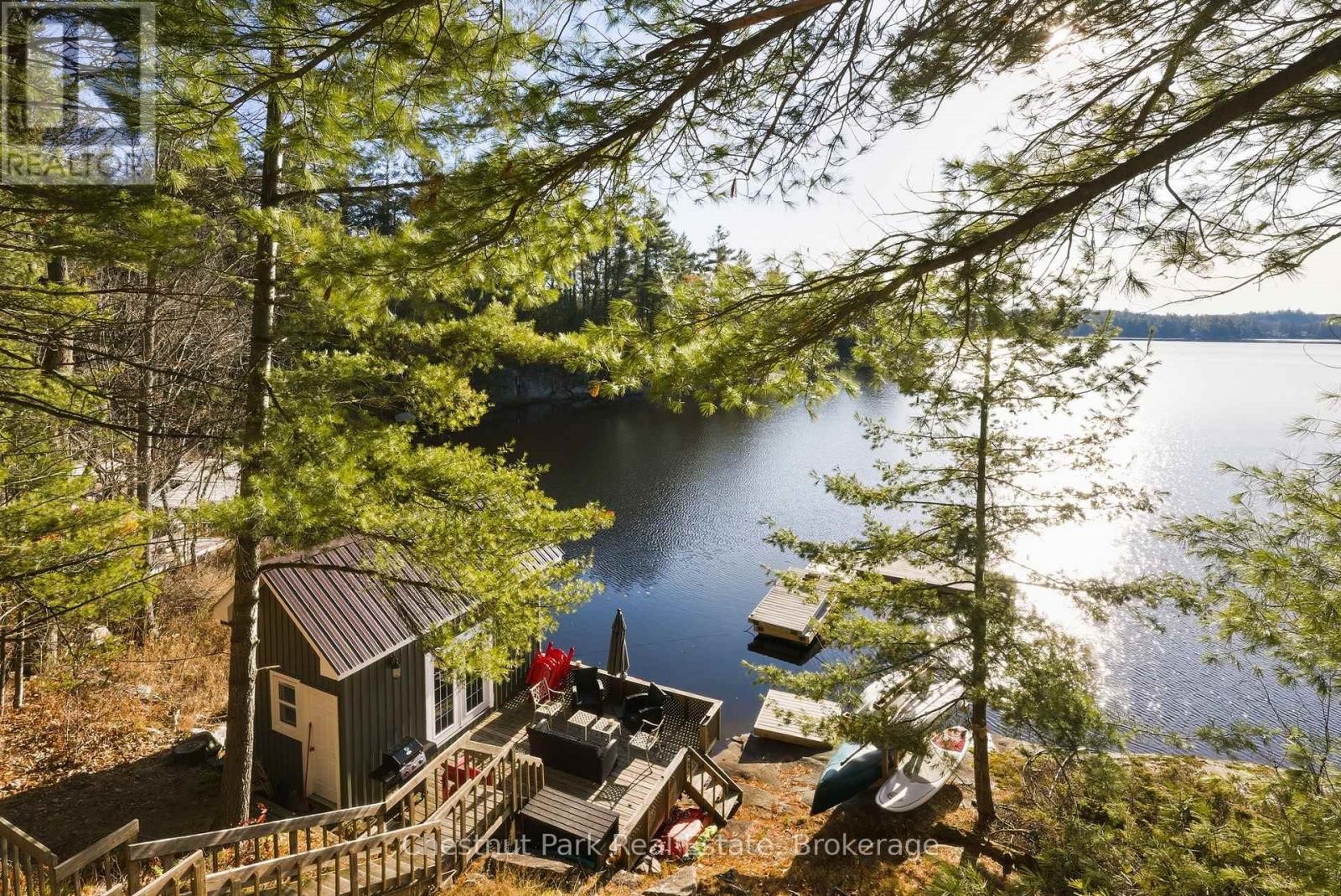 












2487 FALKENBURG ROAD

,
Muskoka Lakes (Watt),




Ontario
P0B1J0

