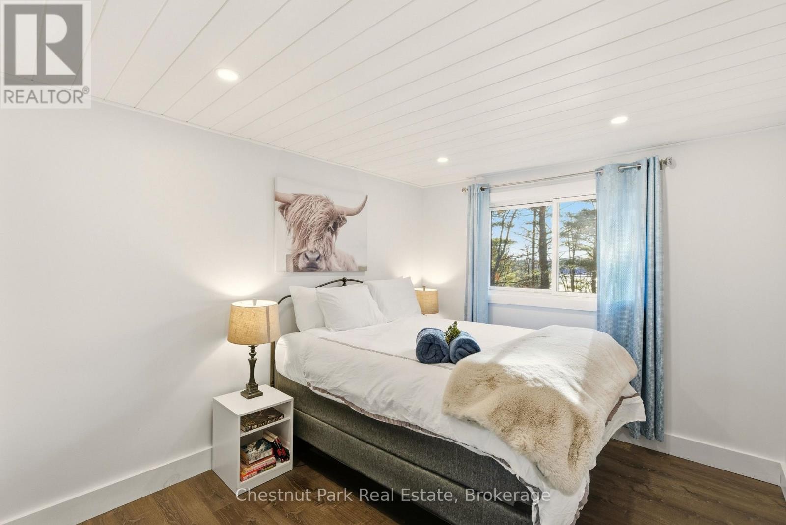 












2487 FALKENBURG ROAD

,
Muskoka Lakes (Watt),




Ontario
P0B1J0

