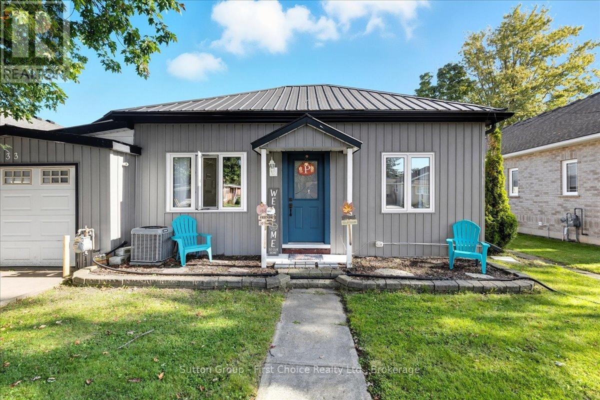 












33 VICTORIA STREET

,
West Perth (Mitchell),




Ontario
N0K1N0

