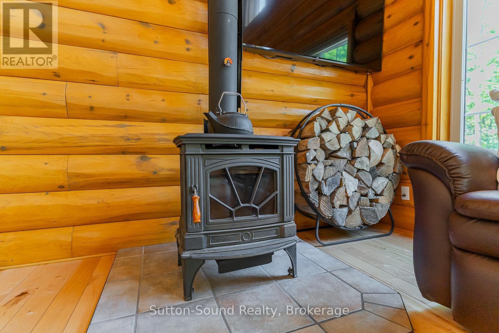 












20 SANDY PINES TRAIL

,
South Bruce Peninsula,




Ontario
N0H2T0

