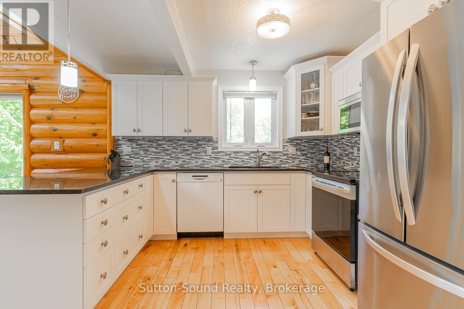 












20 SANDY PINES TRAIL

,
South Bruce Peninsula,




Ontario
N0H2T0

