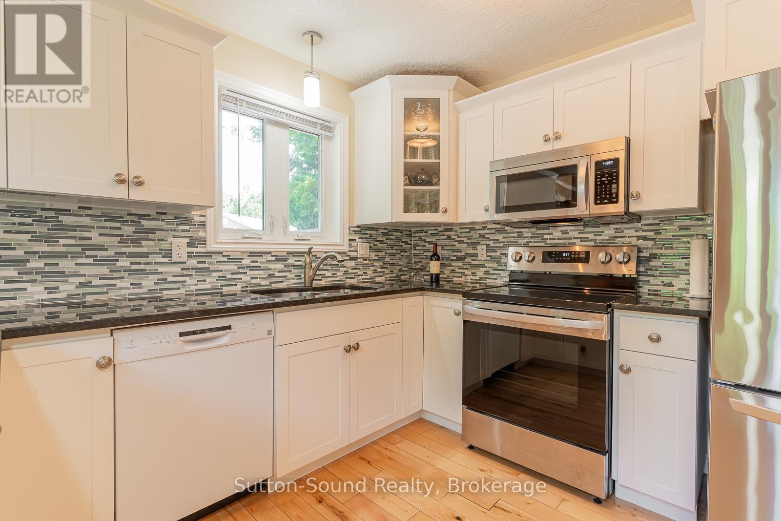 












20 SANDY PINES TRAIL

,
South Bruce Peninsula,




Ontario
N0H2T0

