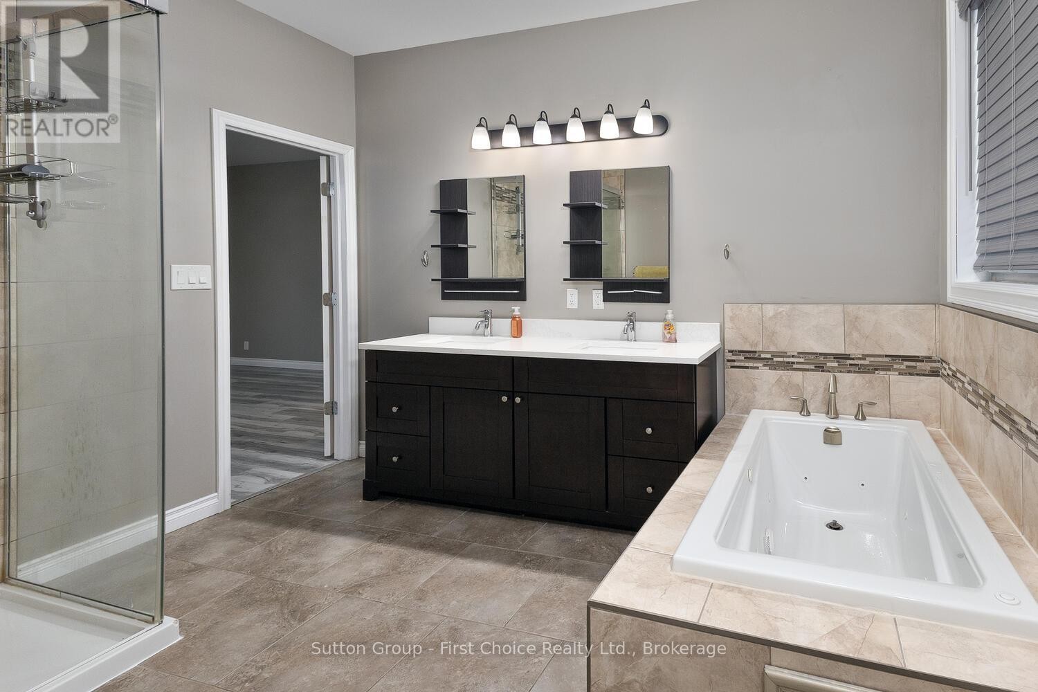 












70 KENTON STREET

,
West Perth (Mitchell),




Ontario
N0K1N0

