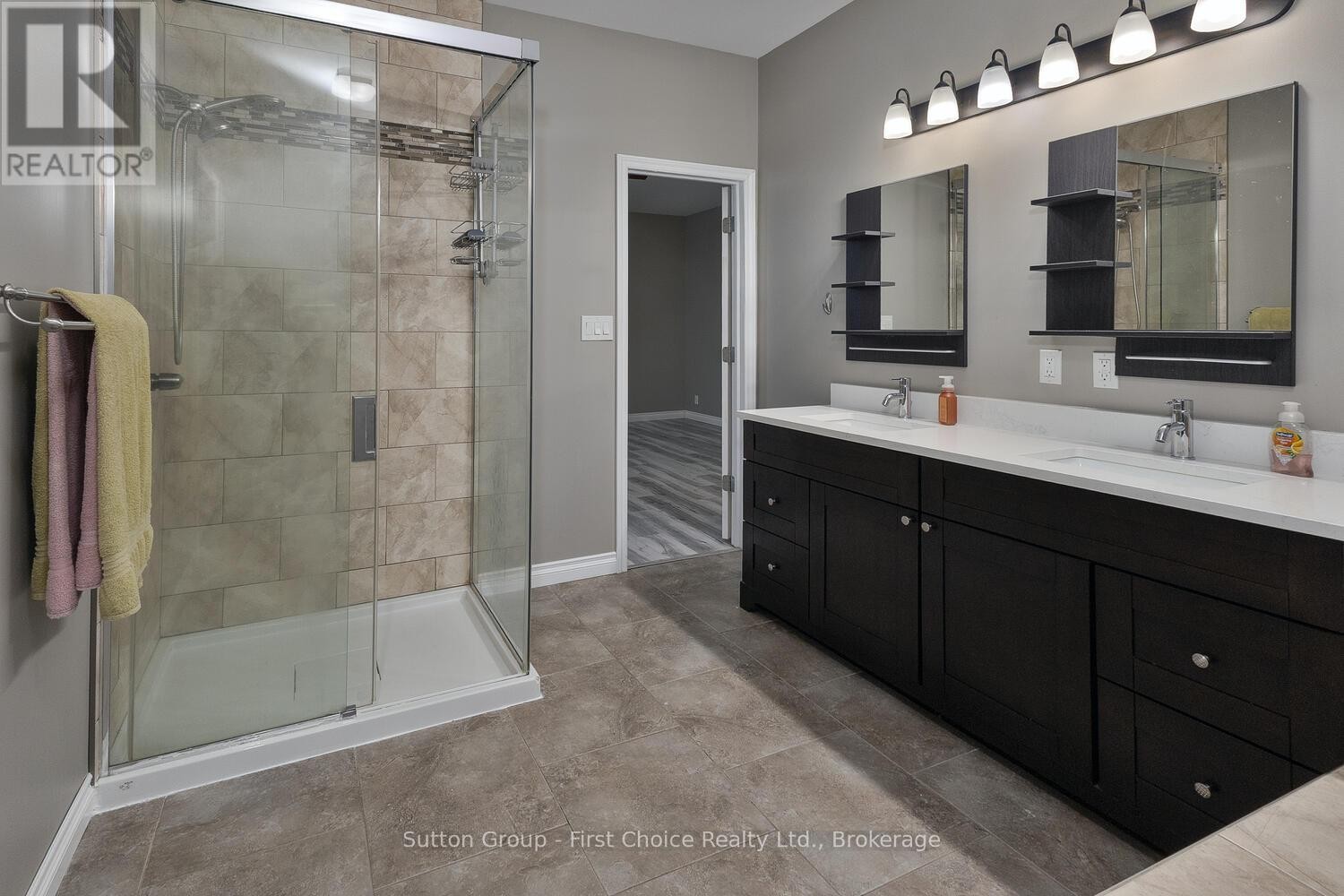 












70 KENTON STREET

,
West Perth (Mitchell),




Ontario
N0K1N0

