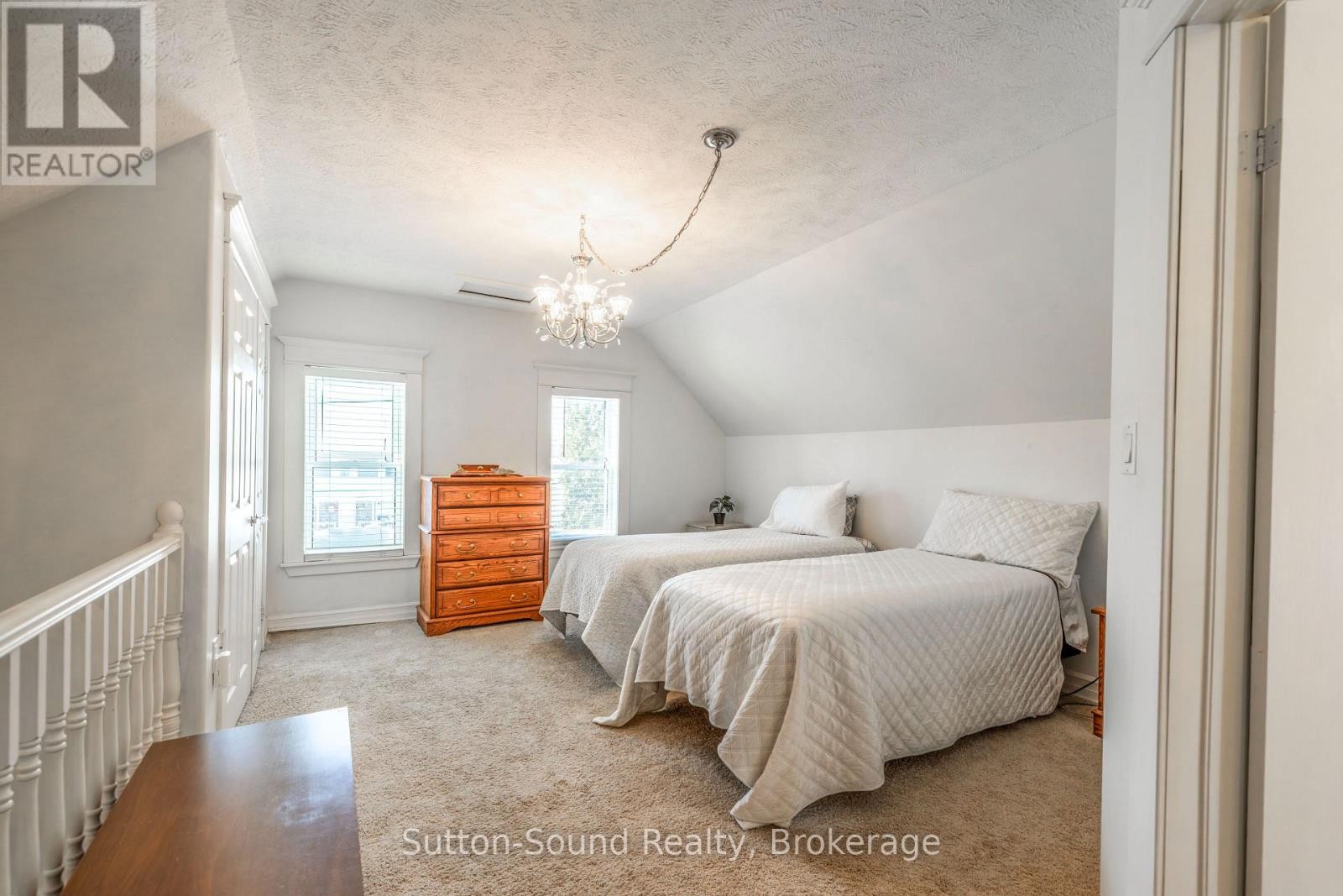 












601 DAWSON STREET

,
South Bruce Peninsula,




Ontario
N0H2T0

