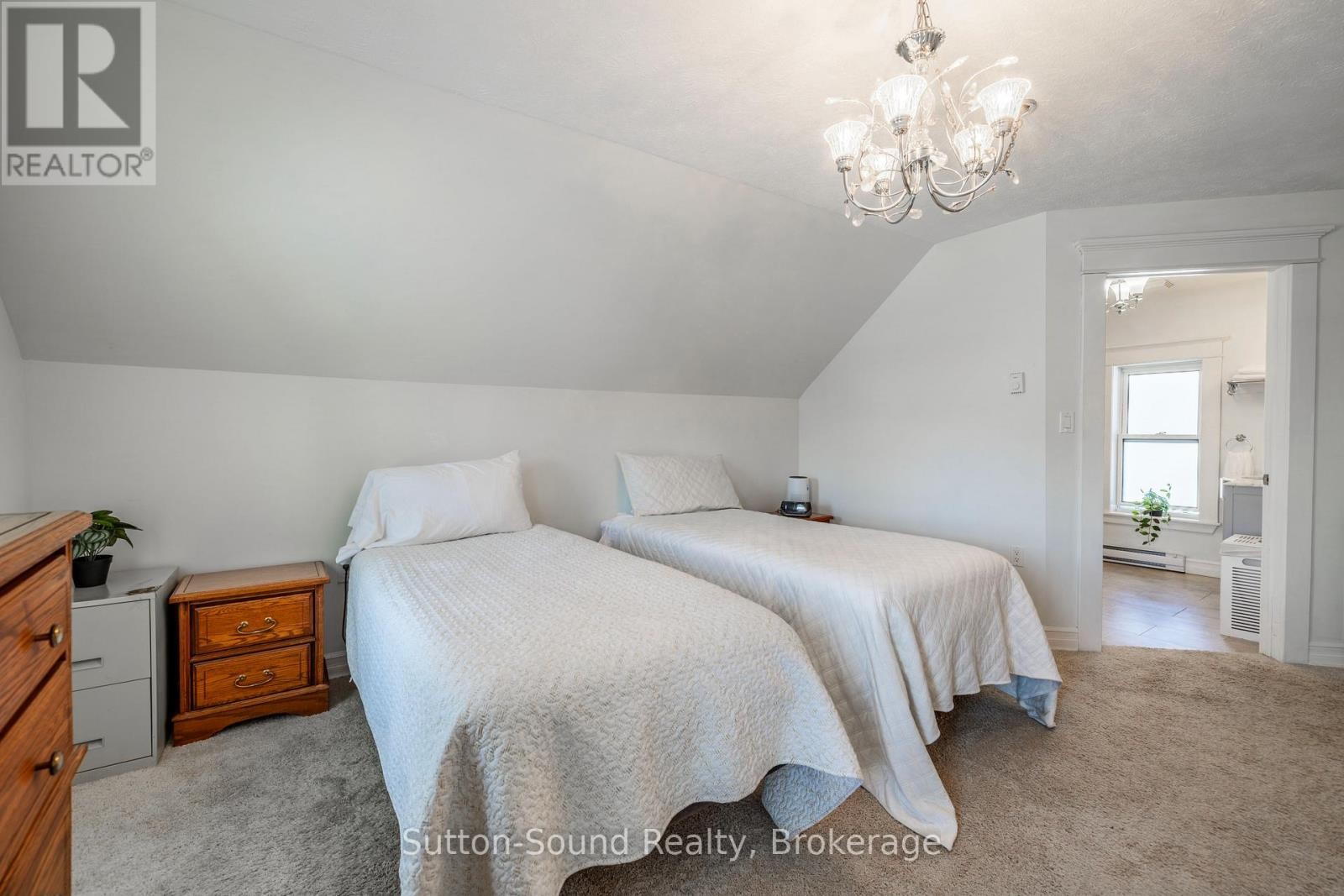 












601 DAWSON STREET

,
South Bruce Peninsula,




Ontario
N0H2T0

