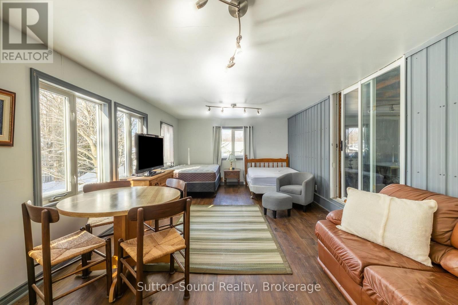 












601 DAWSON STREET

,
South Bruce Peninsula,




Ontario
N0H2T0

