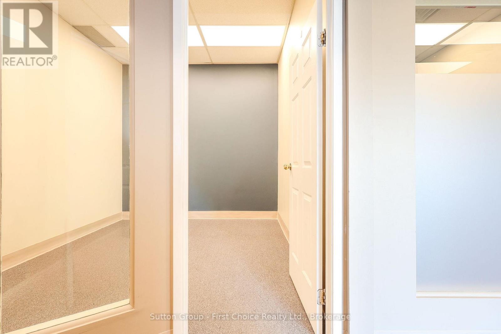 












544 HURON STREET

,
Stratford,




Ontario
N5A5T9

