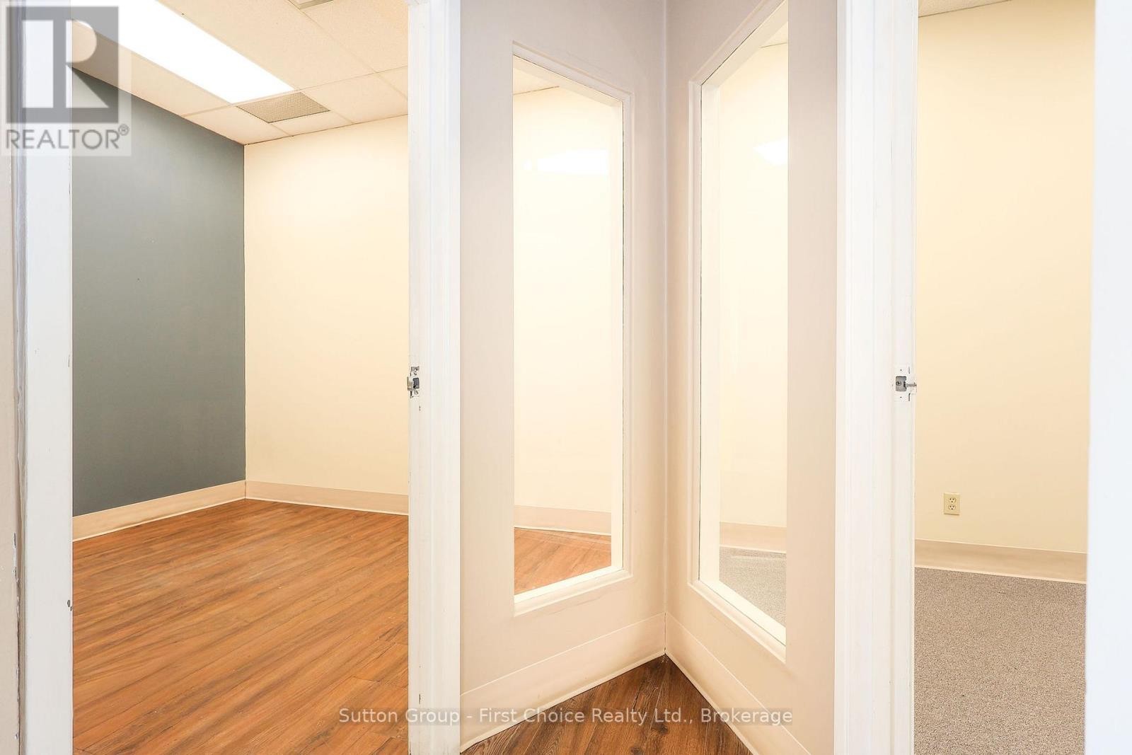 












544 HURON STREET

,
Stratford,




Ontario
N5A5T9

