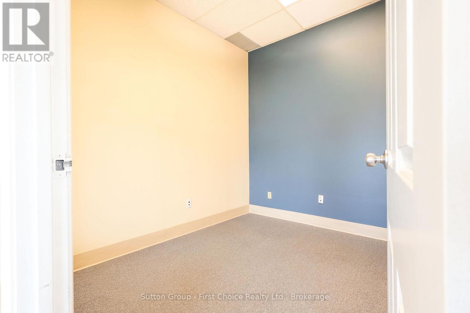 












544 HURON STREET

,
Stratford,




Ontario
N5A5T9

