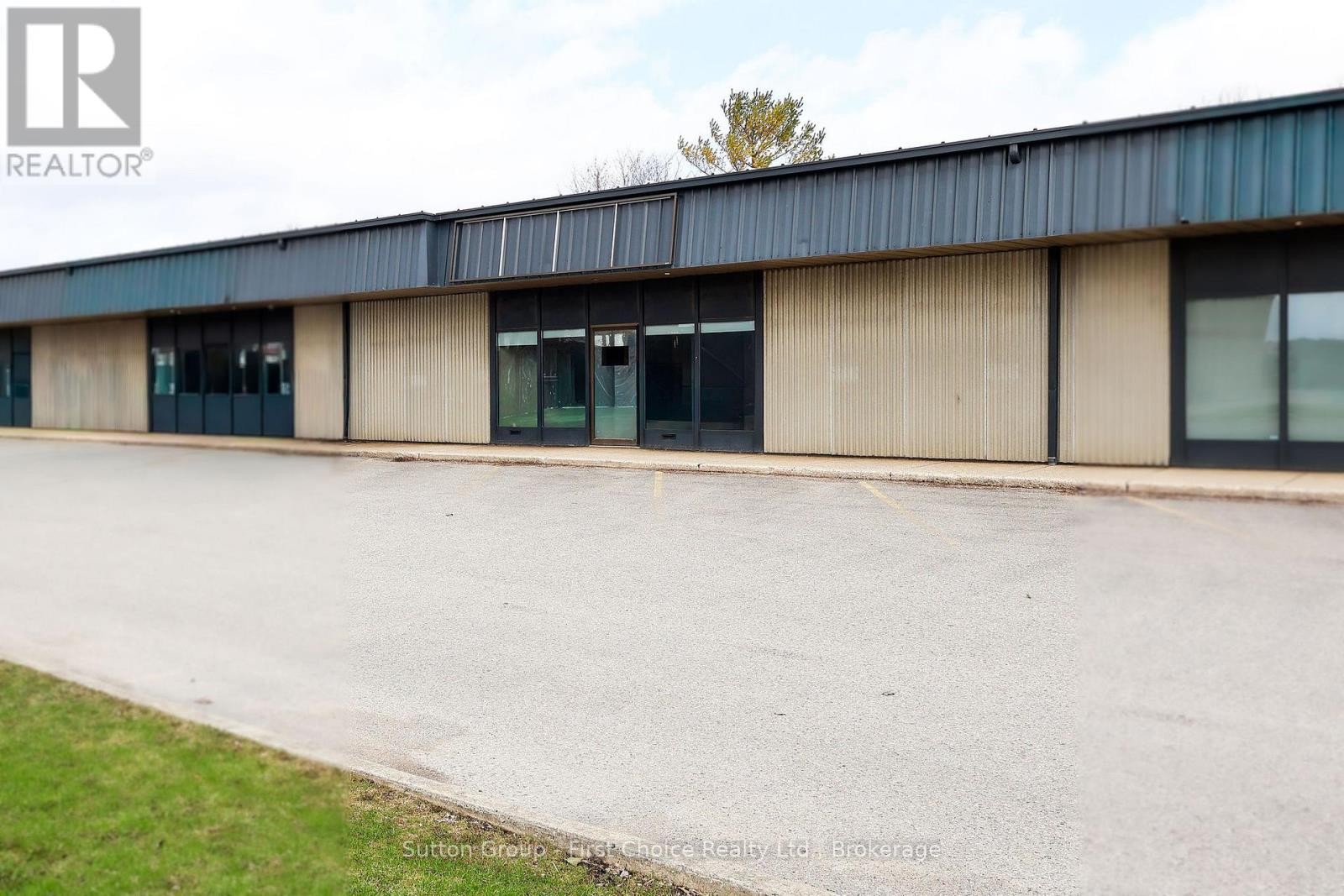 












544 HURON STREET

,
Stratford,




Ontario
N5A5T9

