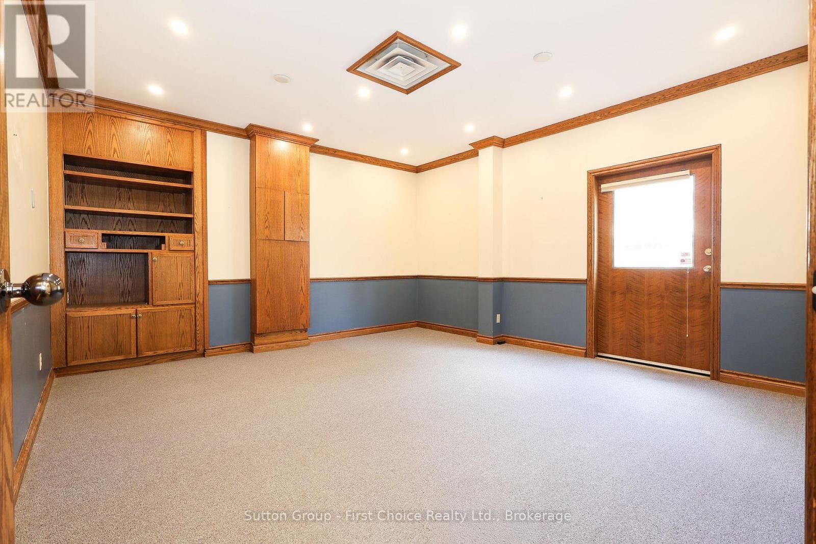 












544 HURON STREET

,
Stratford,




Ontario
N5A5T9

