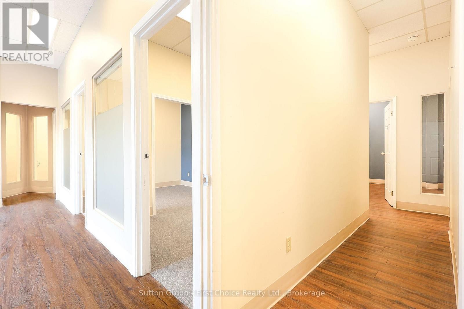 












544 HURON STREET

,
Stratford,




Ontario
N5A5T9

