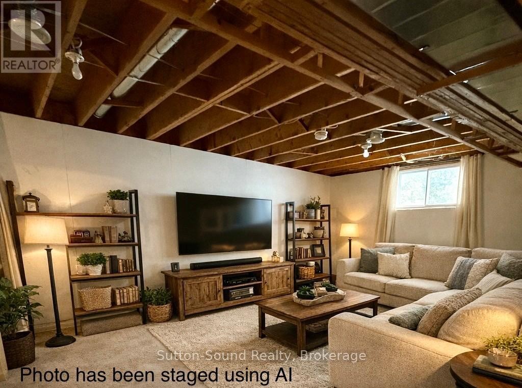 












554 STOKES BAY ROAD

,
Northern Bruce Peninsula,




Ontario
N0H2M0

