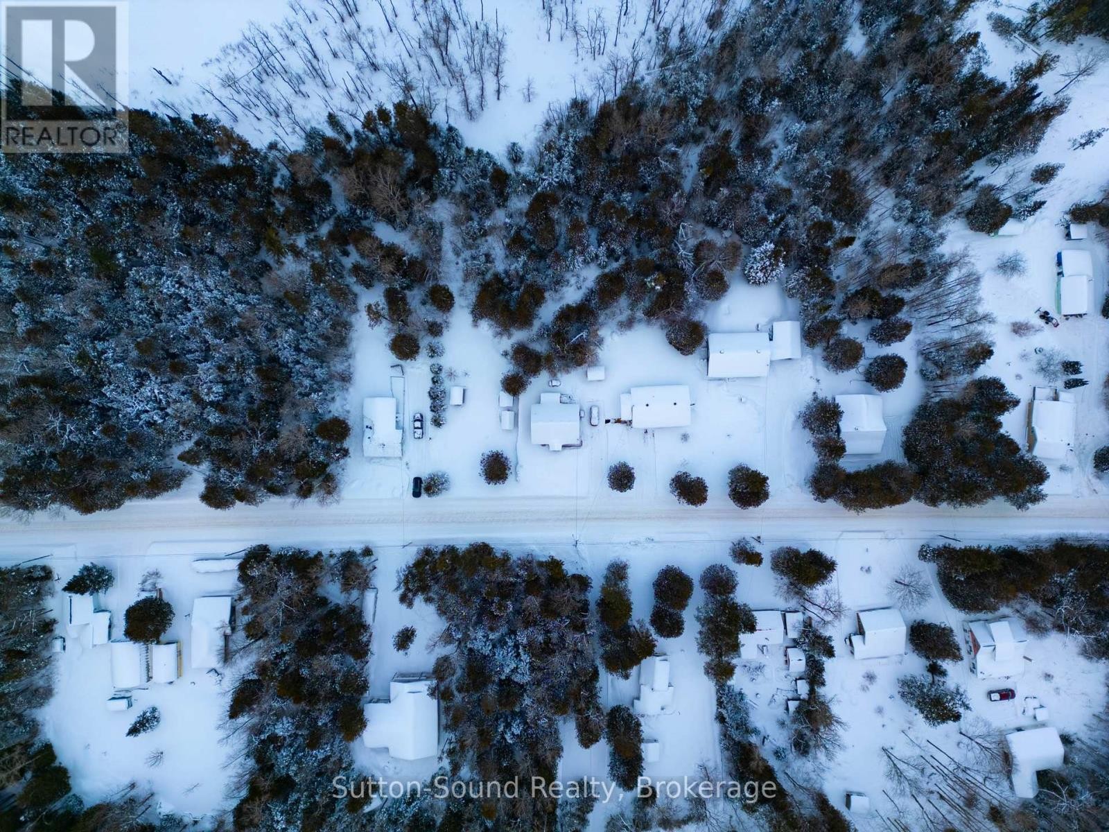 












554 STOKES BAY ROAD

,
Northern Bruce Peninsula,




Ontario
N0H2M0

