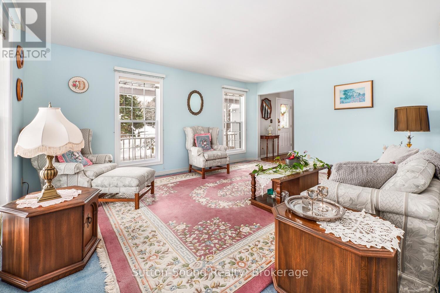 












8 PINE TREE DRIVE

,
South Bruce Peninsula,




Ontario
N0H1P0

