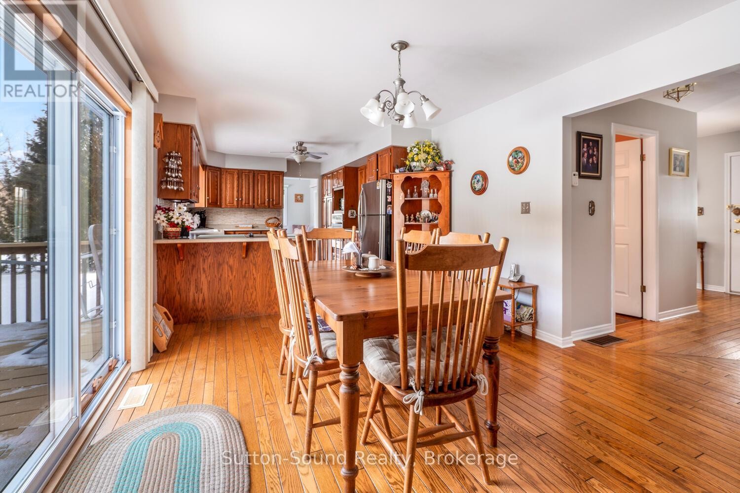 












8 PINE TREE DRIVE

,
South Bruce Peninsula,




Ontario
N0H1P0

