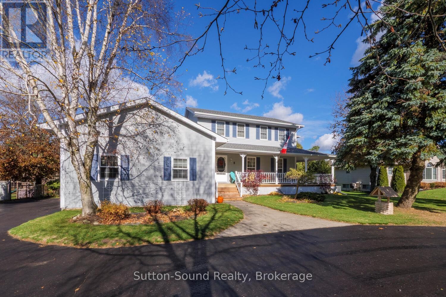 












8 PINE TREE DRIVE

,
South Bruce Peninsula,




Ontario
N0H1P0

