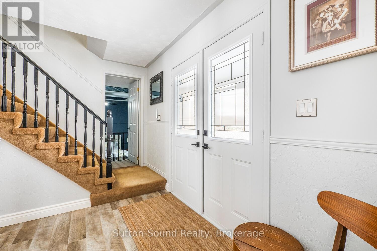 












35 PINE TREE DRIVE

,
South Bruce Peninsula,




Ontario
N0H1P0

